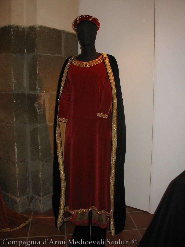 Sanluri  - Mostra abiti 2009